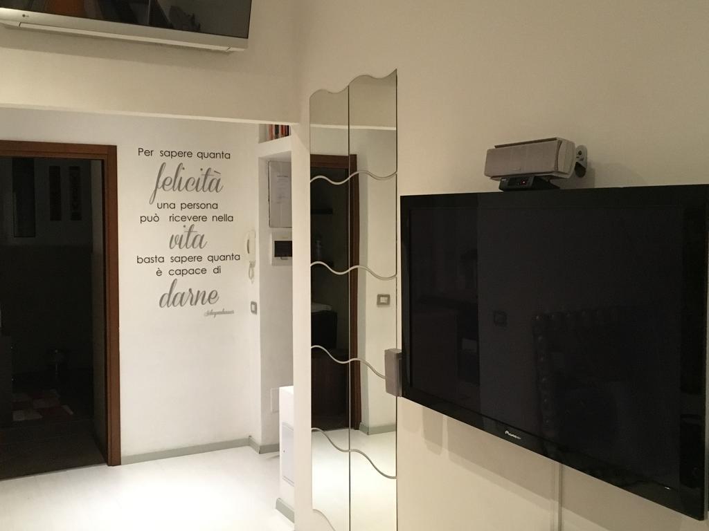 Suite In Town ميلان الغرفة الصورة